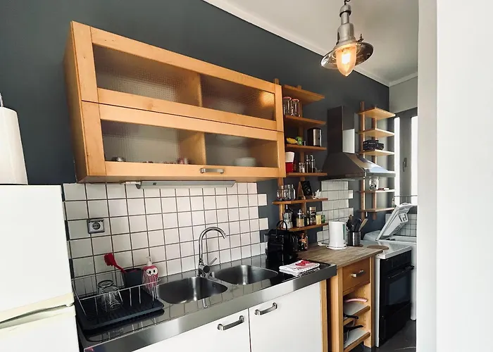 Elegant Downtown By White Tower 公寓